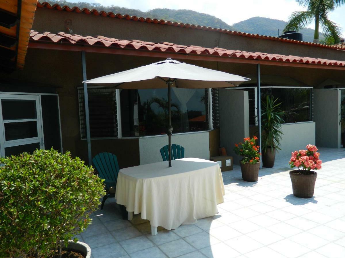 Bed and Breakfast Casa De La Abuela Ajijic Exteriér fotografie